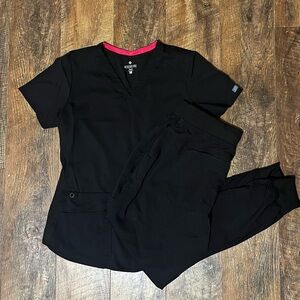Med Couture scrub set, black.